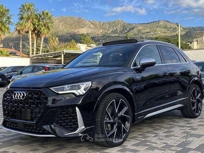 Usata Audi RS Q3 Ambiente 400 CV (294 kW) 2022 Nero SUV