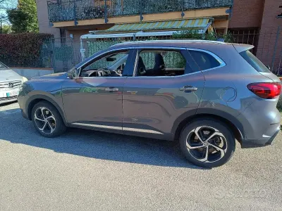 Usata MG HS Luxury 162 CV (119 kW) 2023 Grigio SUV
