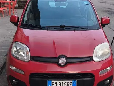 Usata Fiat Panda 69 CV (50 kW) 2012 Rosso Utilitaria