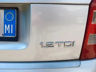 Usata Audi A2 61 CV (44 kW) 2001 Grigio Utilitaria
