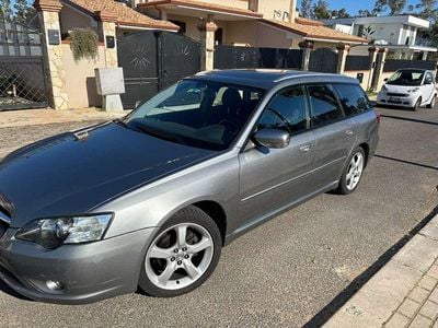 Usado Subaru Legacy 165 CV (121 kW) 2006 Gris Familiar