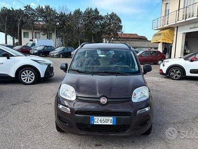 Usata Fiat Panda Pop 80 CV (58 kW) 2015 Viola Utilitaria
