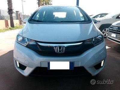 Usata Honda Jazz Elegance 102 CV (75 kW) 2016 Bianco Utilitaria