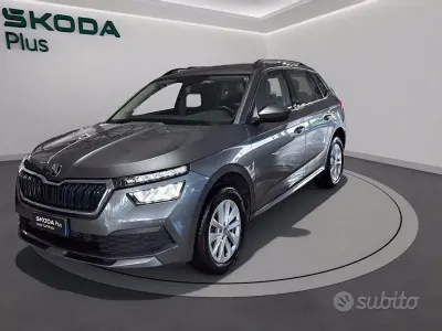 Occasion Skoda Kamiq Ambition 110 ch (80 kW) 2023 Gris SUV