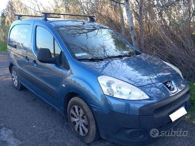 Usata Peugeot Partner 2008 Blu Monovolume