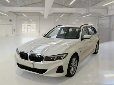 Usata BMW 320e 163 CV (119 kW) 2022 Station wagon
