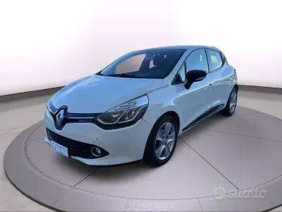 Usata Renault Clio IV 90 CV (66 kW) 2014 Bianco Berlina
