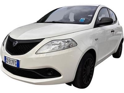 Usata Lancia Ypsilon S 69 CV (50 kW) 2020 Bianco(met.) Utilitaria