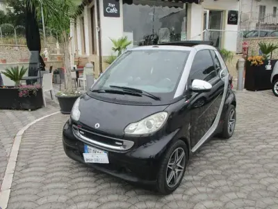 Usata Smart ForTwo Cabrio Passion 45 CV (33 kW) 2009 Nero Cabrio