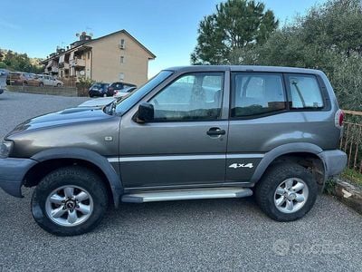 Usata Nissan Terrano 125 CV (91 kW) 1999 Grigio SUV