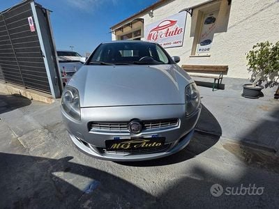 Usata Fiat Bravo Easy 120 CV (88 kW) 2012 Grigio Utilitaria