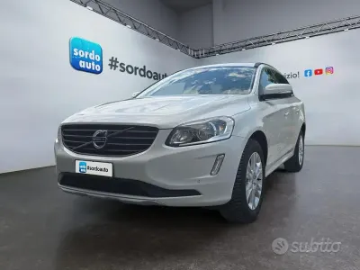 Usata Volvo XC60 Business Edition 190 CV (139 kW) 2016 Bianco SUV