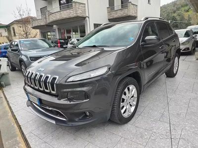 Usata Jeep Cherokee Limited 200 CV (147 kW) 2015 Grigio SUV
