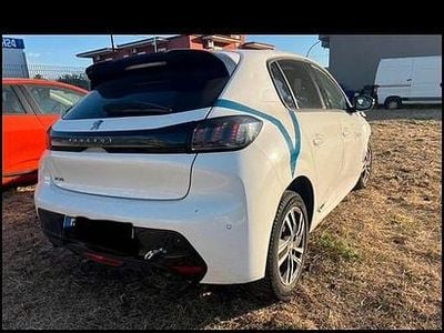 Usata Peugeot 208 2023 Bianco Utilitaria