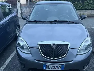 Usata Lancia Ypsilon 60 CV (44 kW) 2007 Utilitaria