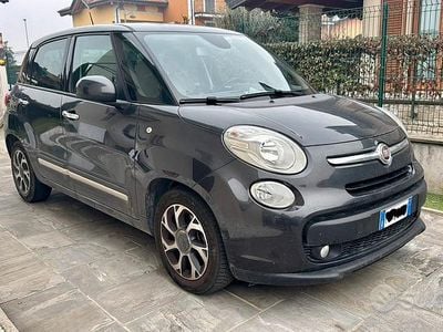 Grigio Usata 2017 Fiat 500L Lounge Monovolume | 9500 € (Buon prezzo)