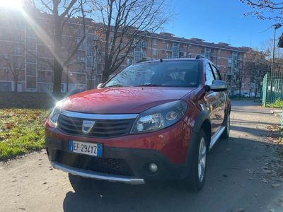 usata Dacia Sandero Stepway 1.5 dCi 90 CV Euro 5