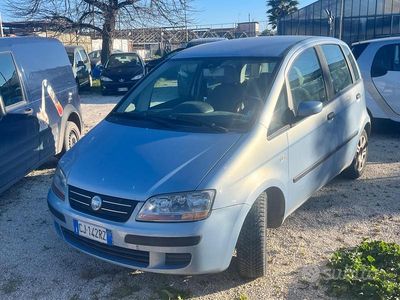 Usata Fiat Idea Dynamic 69 CV (50 kW) 2006 Blu Monovolume