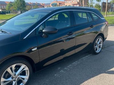 usata Opel Astra SW SPORT TOURER 2017 - 127000 km