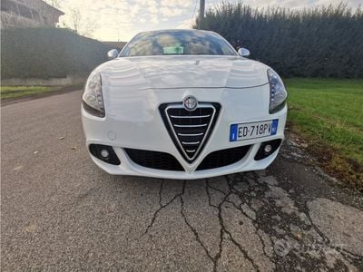 Usata Alfa Romeo Giulietta 120 CV (88 kW) 2010 Bianco Utilitaria