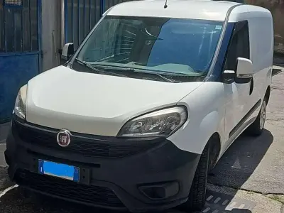 Usata Fiat Doblò Active 84 CV (61 kW) 2017 Bianco Monovolume