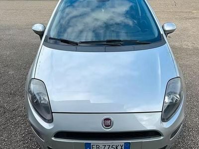 Usata Fiat Punto Evo Dynamic 86 CV (63 kW) 2015 Grigio Utilitaria