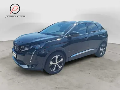 Usata Peugeot 3008 Allure 131 CV (96 kW) 2021 Nero SUV