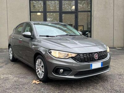 Usata Fiat Tipo Lounge 95 CV (69 kW) 2017 Antracite Berlina