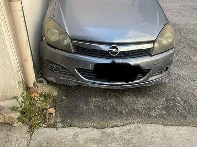 Usata Opel Astra GTC 2012 Grigio Coupé