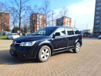 Usata Fiat Freemont Urban 140 CV (102 kW) 2013 Blu SUV