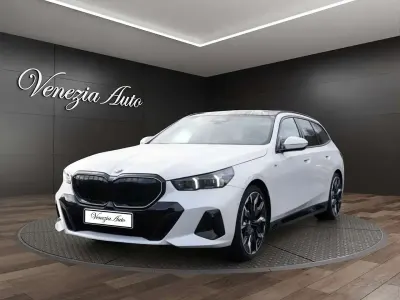 Usata BMW 520 M Sport 196 CV (144 kW) 2025 Bianco Station wagon