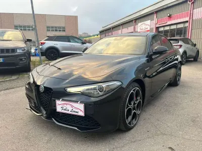 Używany Alfa Romeo Giulia Veloce 211 KM (155 kW) 2022 Czarny Sedan/Limuzyna