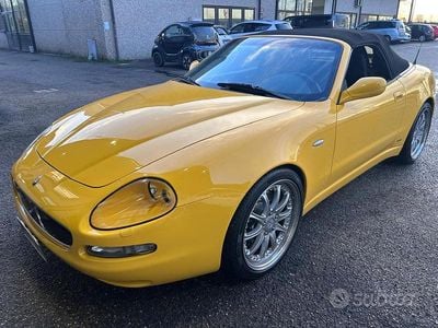 Usata Maserati Spyder 390 CV (286 kW) 2002 Giallo Cabrio