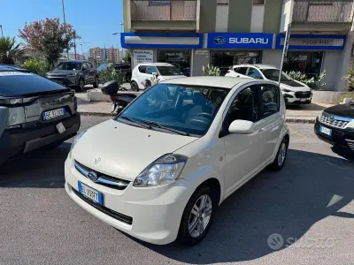 Usata Subaru Justy 70 CV (51 kW) 2011 Bianco Utilitaria