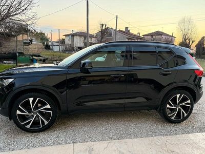Usata Volvo XC40 R-Design 150 CV (110 kW) 2019 Nero SUV