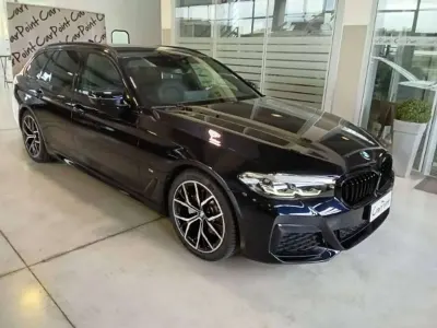 Usata BMW 520 M Sport 190 CV (139 kW) 2022 Blue night Berlina