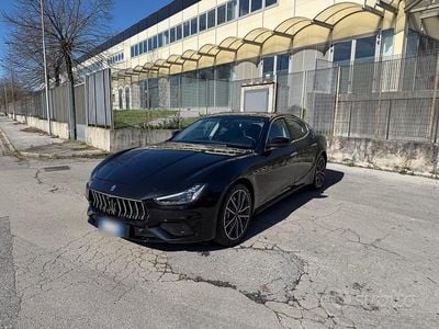 Usata Maserati Ghibli 275 CV (202 kW) 2019 Nero Berlina