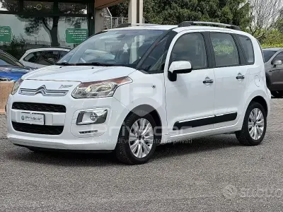 Usado Citroën C3 Picasso Exclusive 110 CV (80 kW) 2015 Blanco Monovolumen