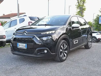 Usata Citroën C3 Shine 83 CV (61 kW) 2023 Nero Utilitaria