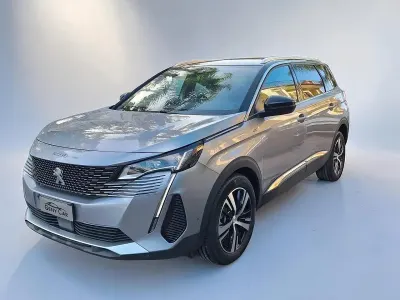 Usata Peugeot 5008 GT 131 CV (96 kW) 2023 Grigio SUV