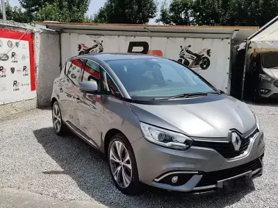 Usata Renault Scénic III Bose Edition 110 CV (80 kW) 2017 Grigio Monovolume