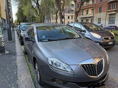 Usata Lancia Delta 2011 Grigio Utilitaria