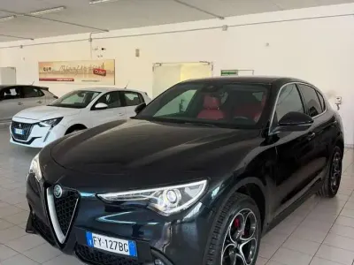 Usata Alfa Romeo Stelvio Super 209 CV (153 kW) 2019 Nero SUV