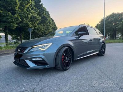 Occasion Seat Leon ST CUPRA 300 PK (220 kW) 2018 Grijs Stationwagen