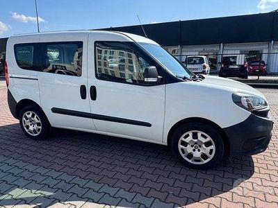 Usata Fiat Doblò S 95 CV (69 kW) 2019 Bianco Monovolume