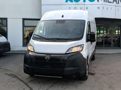 Neu Peugeot Boxer 140 PS (102 kW) 2025 Weiß Van