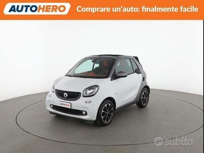 Begagnad Smart ForTwo Cabrio Passion 71 HK (52 kW) 2017 Vit Cab