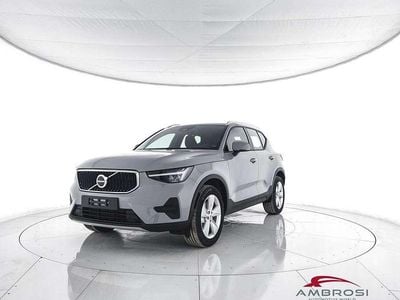 Nuova Volvo XC40 Core 163 CV (119 kW) 2026 Vapour grey SUV