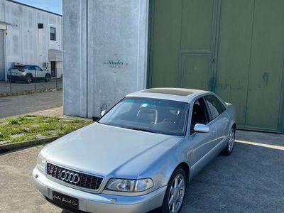 usata Audi S8 4.2 quattro tiptronic