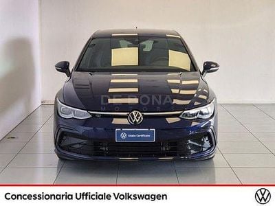 Usata VW Golf VIII R-line 150 CV (110 kW) 2024 Azzurro Utilitaria